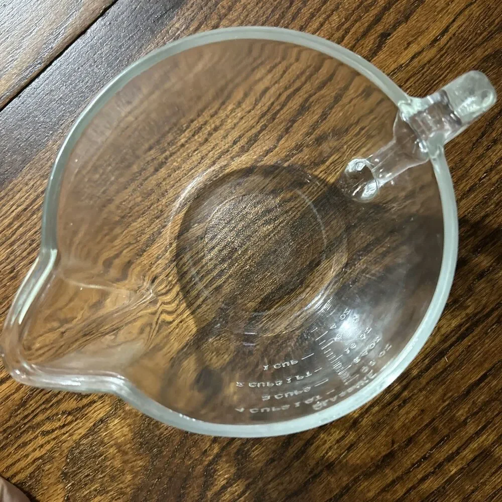 Vintage GLASBAKE 4 Cup Glass Liquid Measuring Cup D Shaped Handle #J-2031